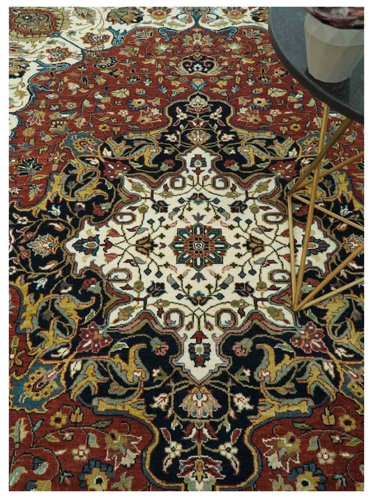Ivory, Maroon And Black Traditional Serapi Hand Knotted Wool Rug 9x12 ft Ideal for Living, Bedroom And Dining Rooms | CP1829912
