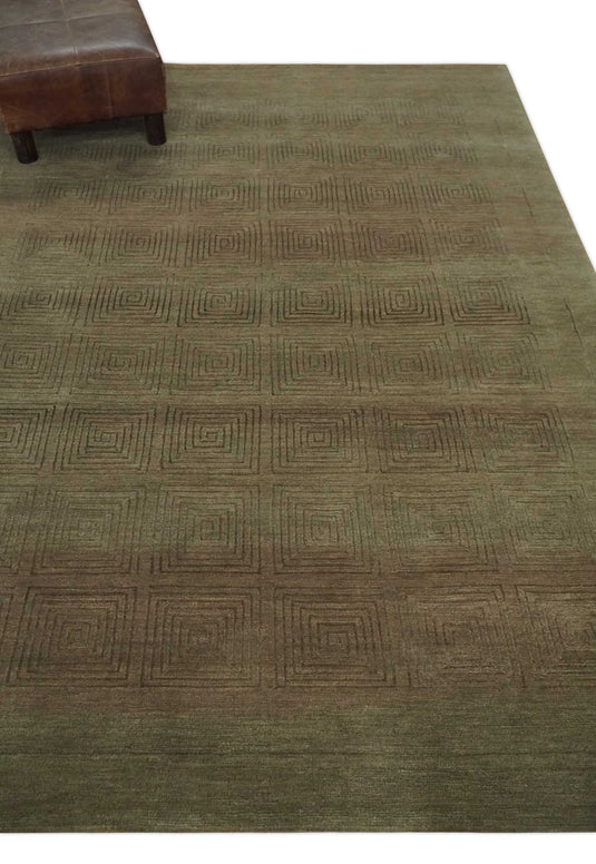 Modern Geometrical Pattern Handloom Brown and Olive 5x7 ft Bedroom, Living Room Rug , Wool, Art Silk Area Rug AAOC657