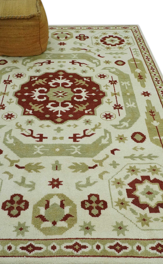 Ivory, Beige And Maroon Traditional Medallion Mamluk Hand Knotted 6x9 ft wool Area Rug