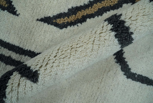 Farmhouse Tribal Pattern Ivory and Charcoal 8x10 Hand Knotted Antique South Western Area Rug