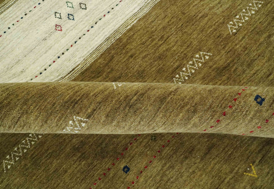 Lori Ivory And Green Handloomed 4.6x6.6 ft Bedroom, Living Room Rug Wool Area Rug