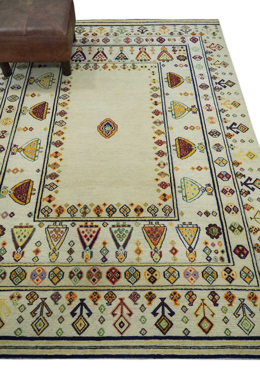 Hand Woven Ivory and Beige Tribal art Soumak Handspun Wool area rug, 5x7 |KNT43