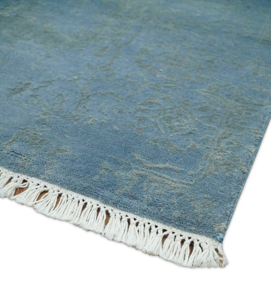 Hand Knotted Blue and Silver Traditional design Antique wool and Silk area rug, 6x9 | AGR169