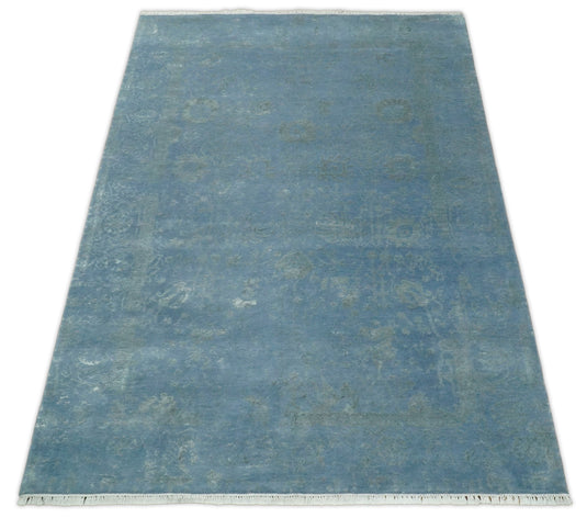 Hand Knotted Blue and Silver Traditional design Antique wool and Silk area rug, 6x9 | AGR169