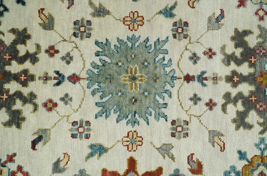 Hand Knotted Antique Ivory and Grey floral traditional wool area rug | CP978810