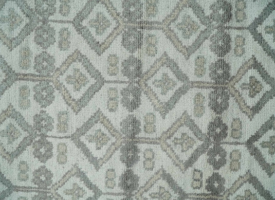 Hand Knotted Ivory and Silver Vintage Oriental design Wool Area Rug | CP1120810