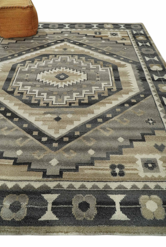 Traditional Medallion pattern Ivory, Beige, Charcoal and Brownish Gray Hand knotted 8x10 ft wool Area Rug