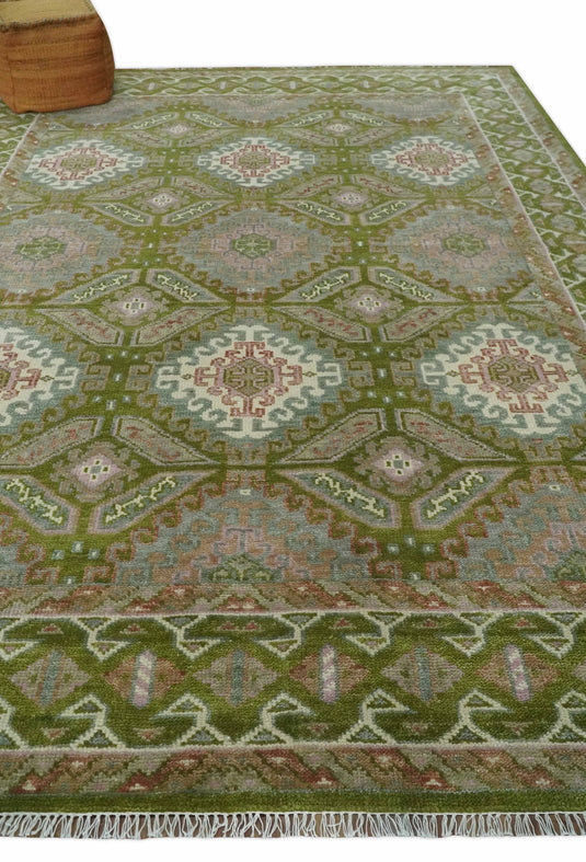 Traditional Oriental Hand Knotted Green and Ivory Multi Size Ideal for Living, Bedroom, and Dining Room