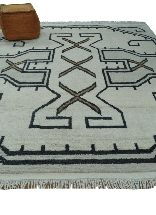 Farmhouse Tribal Pattern Ivory and Charcoal 8x10 Hand Knotted Antique South Western Area Rug