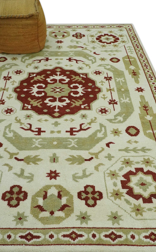 Ivory, Beige And Maroon Traditional Medallion Mamluk Hand Knotted 6x9 ft wool Area Rug