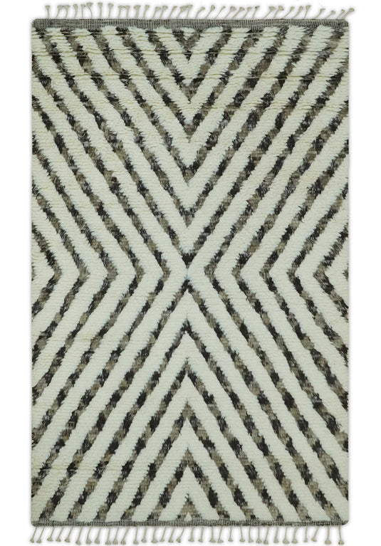 Chevron Ivory, Brown And Charcoal Hand Knotted 5x8 ft Bedroom, Living Room Rug Wool Area Rug