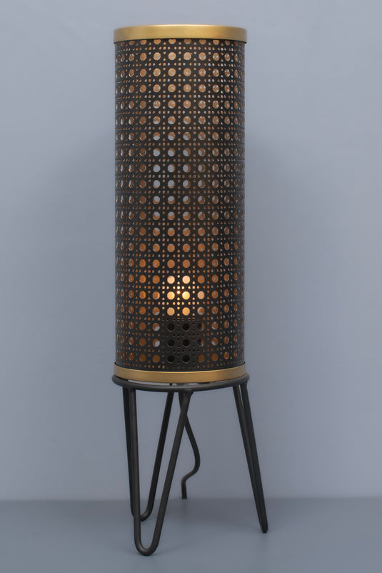 Black And Gold Rattan Pattern Metal Table Lamp