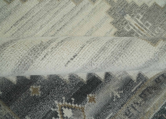 Traditional Ivory, Charcoal and Gray Hand knotted 8x10 ft wool Area Rug