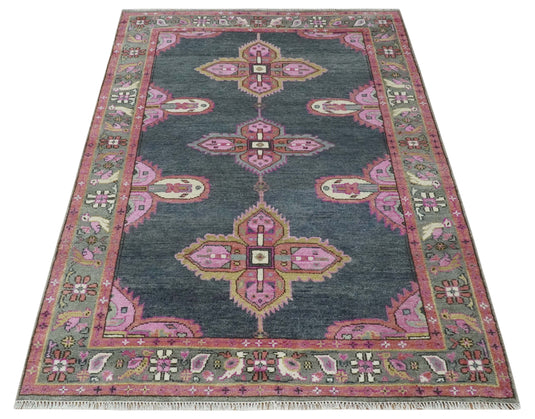 Hand Knotted Heriz Serapi Rug Grey and Pink 6x9 ft Ideal for Living, Bedroom, and Dining Rooms | CP191169