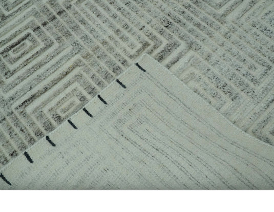 Modern Maze Pattern Gray And White Hand Knotted 5x8 ft Bedroom, Living Room Rug Wool Area Rug