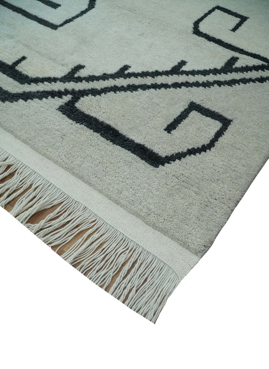 Farmhouse Tribal Pattern Ivory and Charcoal 8x10 Hand Knotted Antique South Western Area Rug