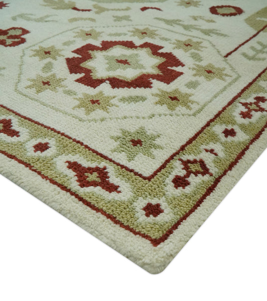 Ivory, Beige And Maroon Traditional Medallion Mamluk Hand Knotted 6x9 ft wool Area Rug