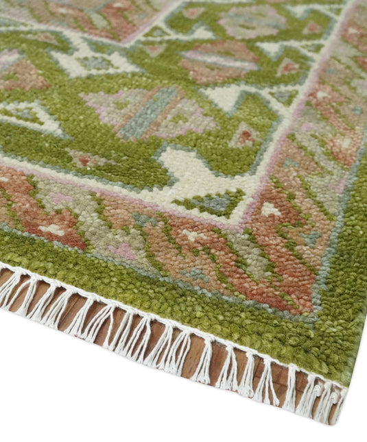 Traditional Oriental Hand Knotted Green and Ivory 9x12 ft Ideal for Living, Bedroom, and Dining Rooms | CP2011912S