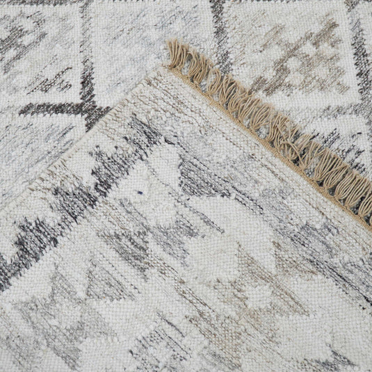 5x8 AND 8X10 IVORY HANDMADE NATURAL KILIM RUG- (FC)