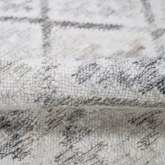 5x8 AND 8X10 IVORY HANDMADE NATURAL KILIM RUG- (FC)