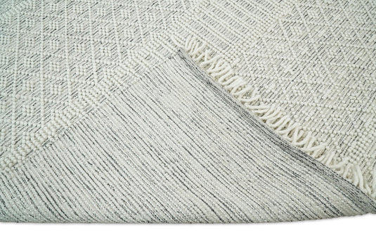 4x6 , 5x8 and 8X10 Ivory Grey Handwoven Rug