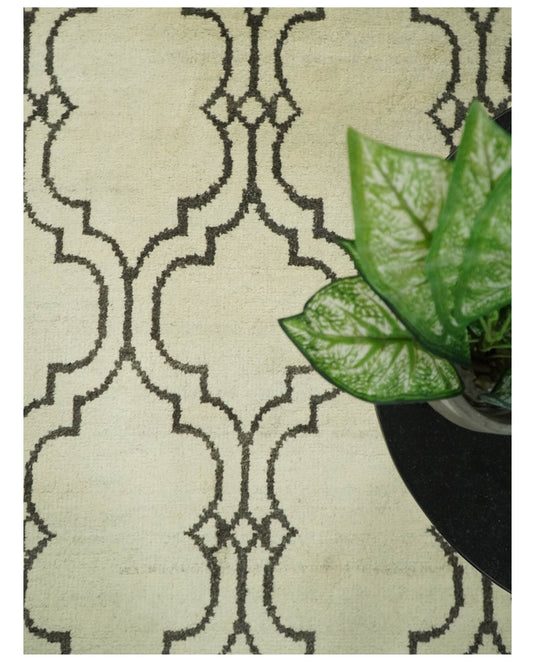 Modern Moroccan Trellis Natural Farmhouse Wool Hand Woven Rug, Ivory and Brown, 6x8 | HL1