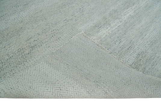 8x10 Hand Knotted Silver Grey and Ivory Trellis Scandinavian Rug Made with Fine Wool |CP945810