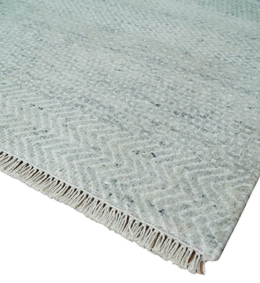 8x10 Hand Knotted Silver Grey and Ivory Trellis Scandinavian Rug Made with Fine Wool |CP945810